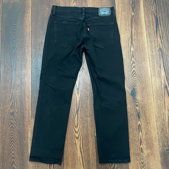 Black Levi’s Jeans Stretch Fit - Picture 3 of 5